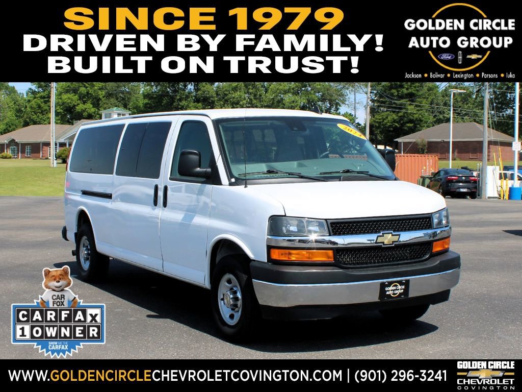 2024 Chevrolet Express 3500 LT Extended's photo