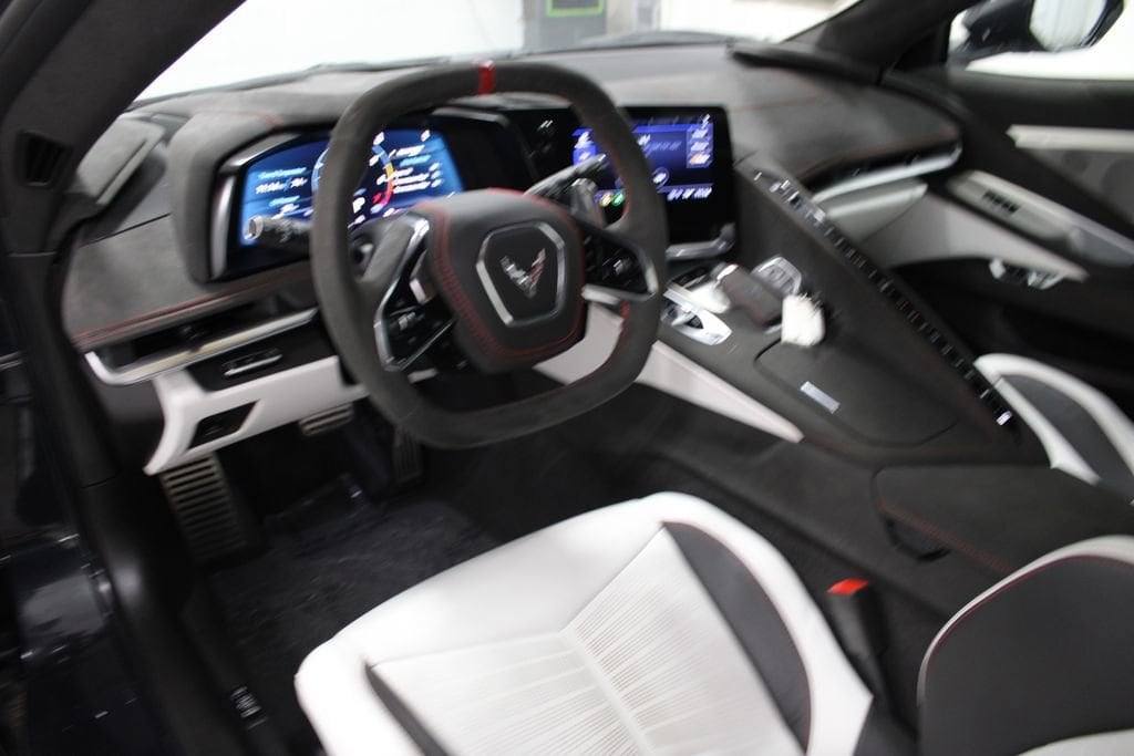 2023 Chevrolet Corvette 3LT - Photo 16