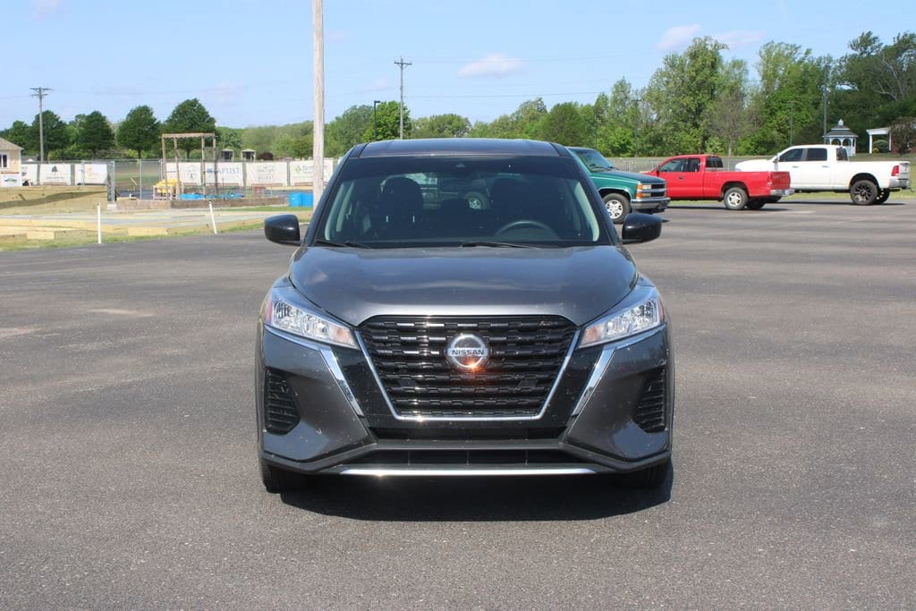 Used 2021 Nissan Kicks S