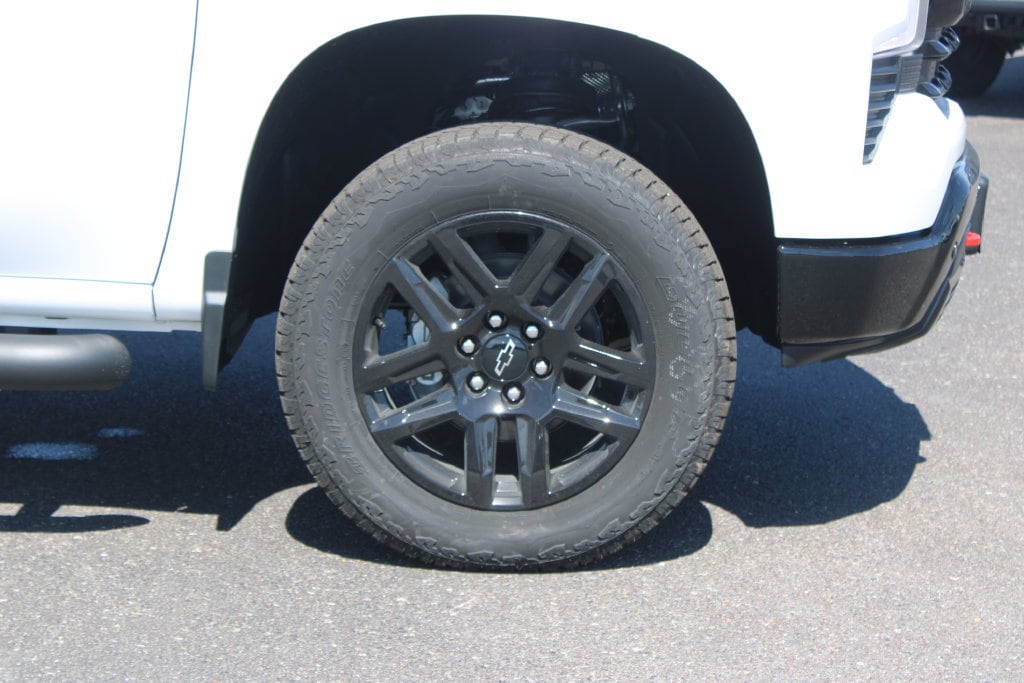 2026 Chevrolet Silverado 1500 LT Trail Boss - Photo 12