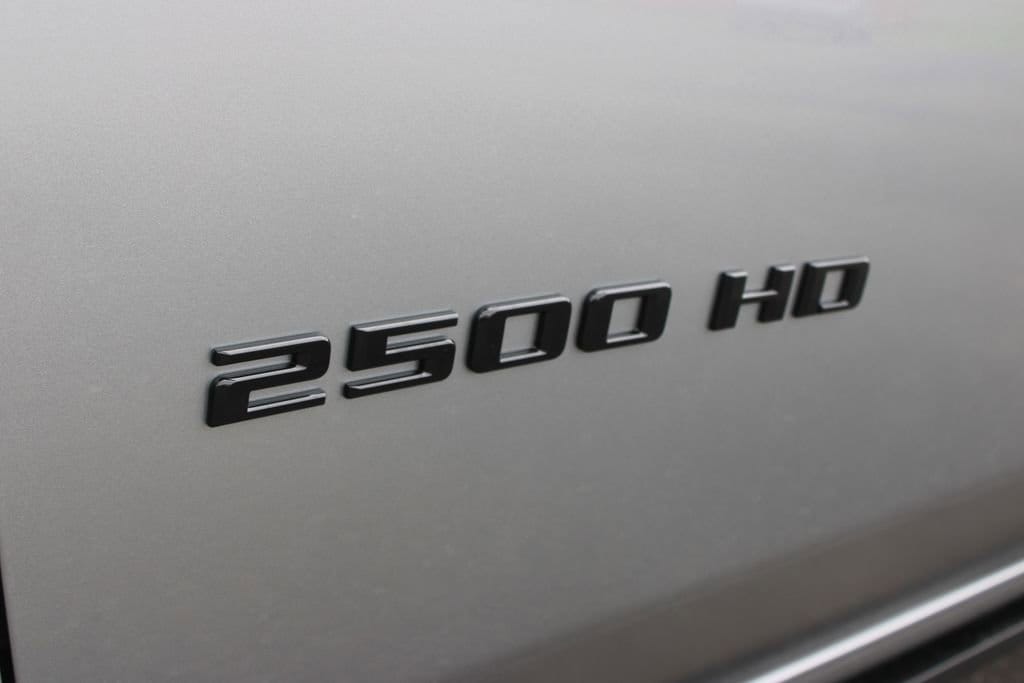 2026 Chevrolet Silverado 2500 HD ZR2 - Photo 22