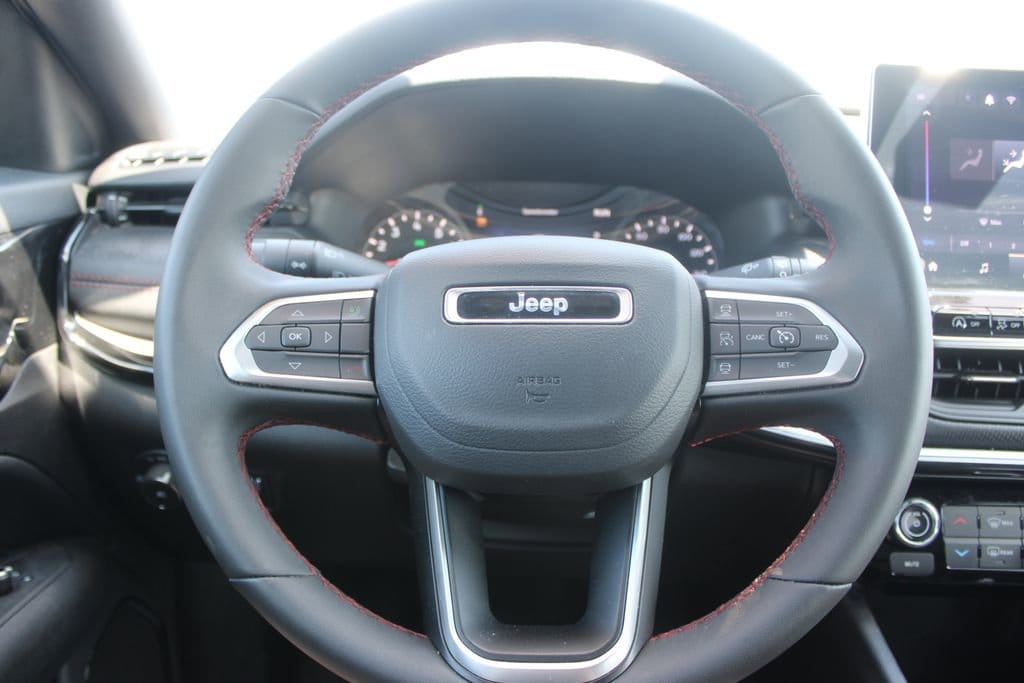 2025 Jeep Compass Trailhawk - Photo 34
