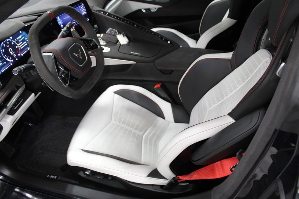 2023 Chevrolet Corvette 3LT - Photo 13