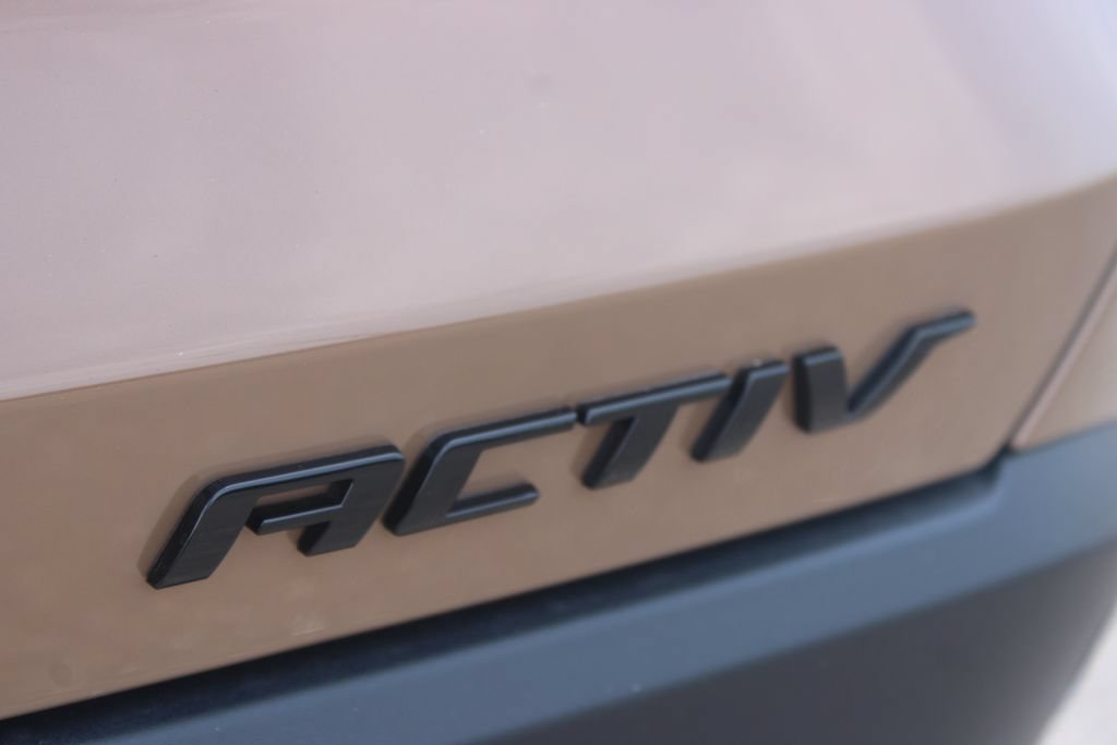 2027 Chevrolet Equinox ACTIV - Photo 16