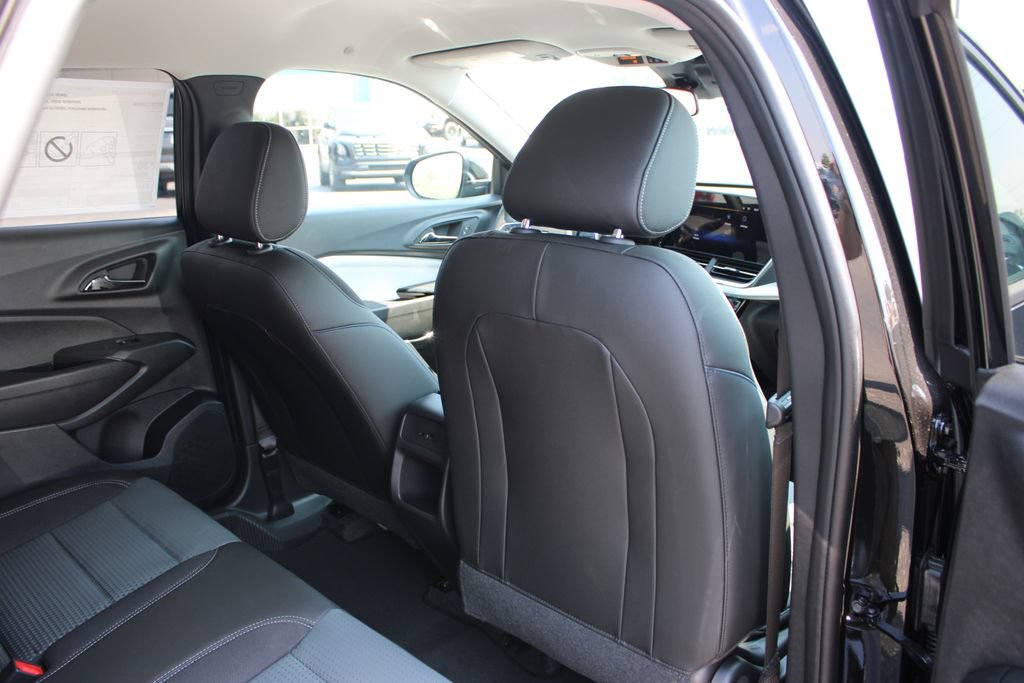 2026 Chevrolet Trax LT - Photo 31