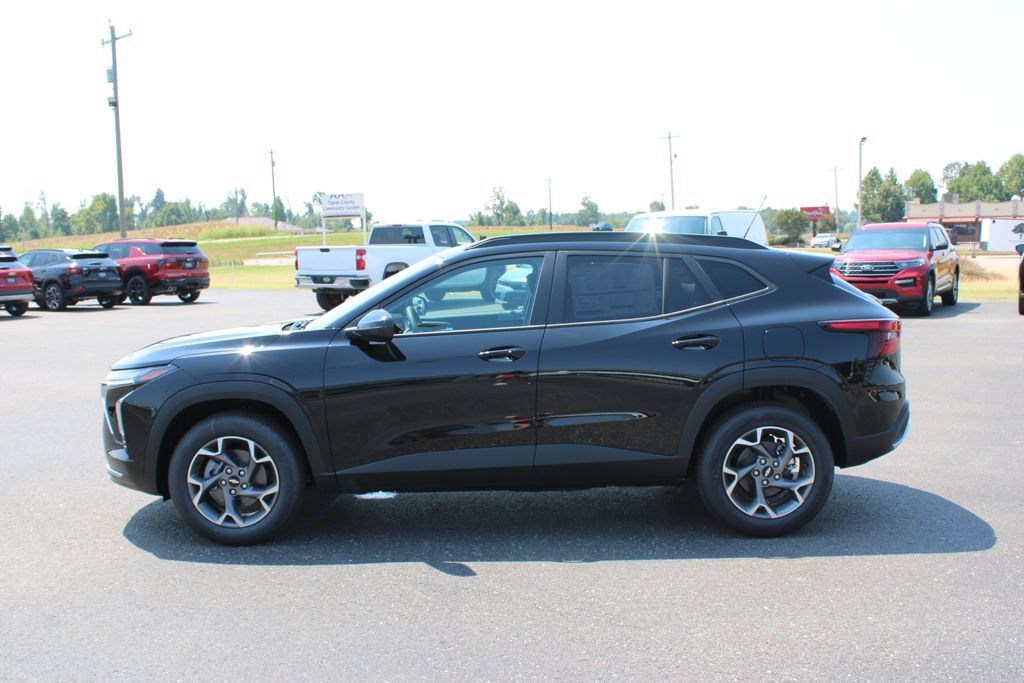2026 Chevrolet Trax LT - Photo 6