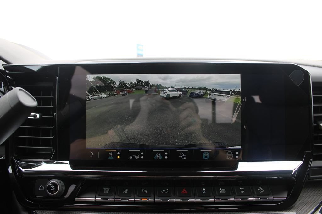 2026 Chevrolet Silverado 2500 HD ZR2 - Photo 57
