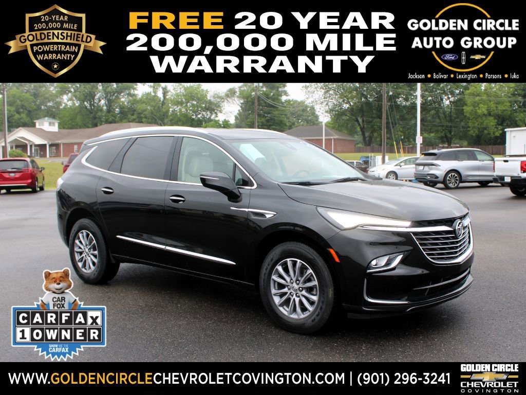2023 Buick Enclave Essence's photo
