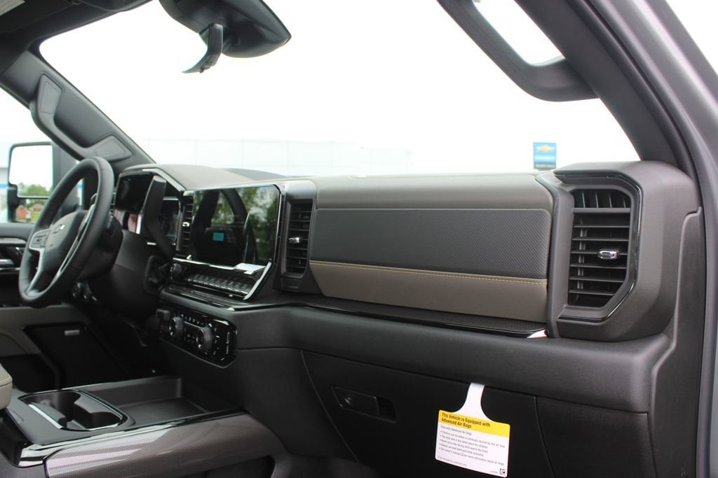 2026 Chevrolet Silverado 2500 HD ZR2 - Photo 33