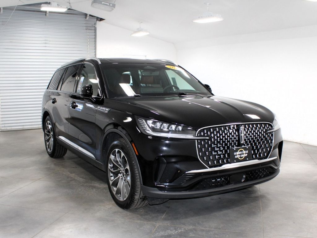 2025 Lincoln Aviator Reserve's photo