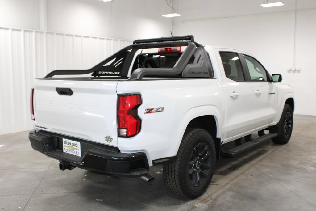 2025 Chevrolet Colorado Z71 - Photo 8