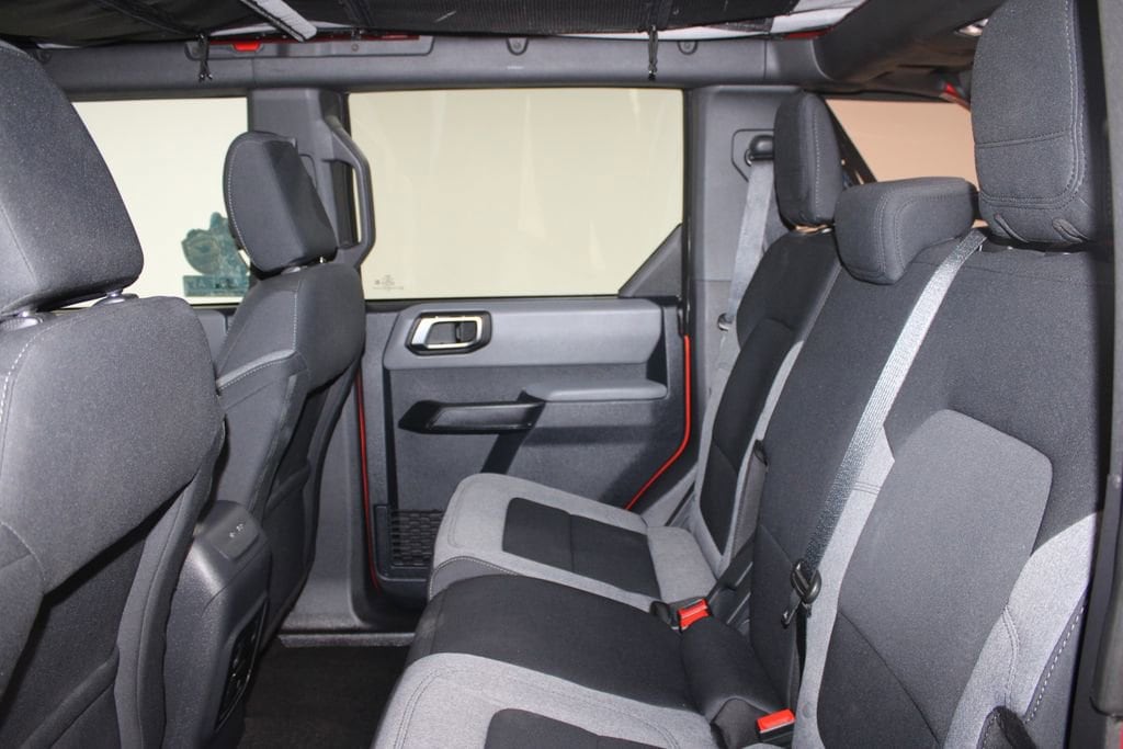 2023 Ford Bronco 4-Door Base - Photo 19