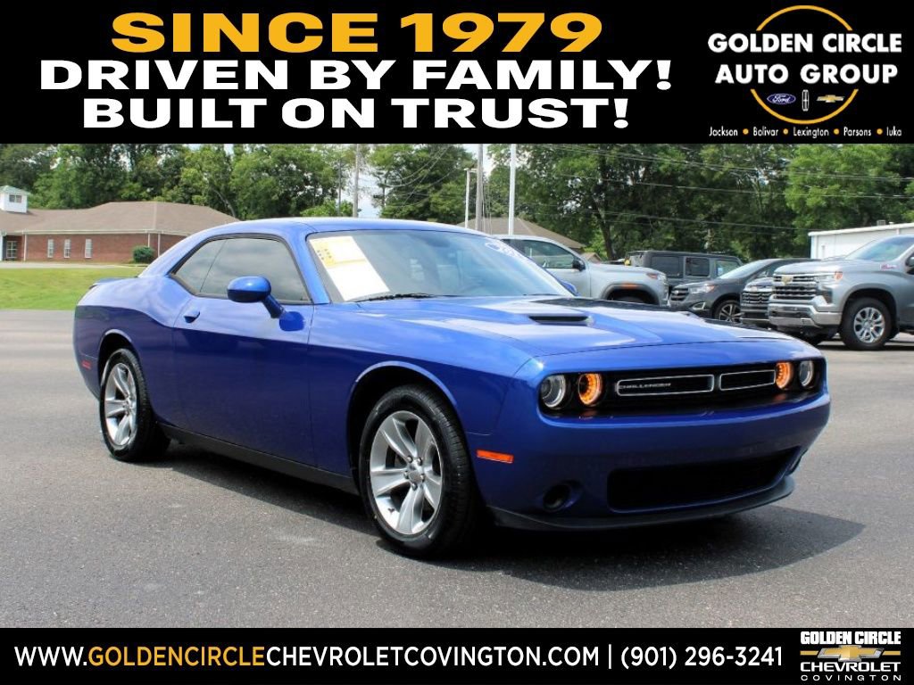 2019 Dodge Challenger SXT Auto's photo