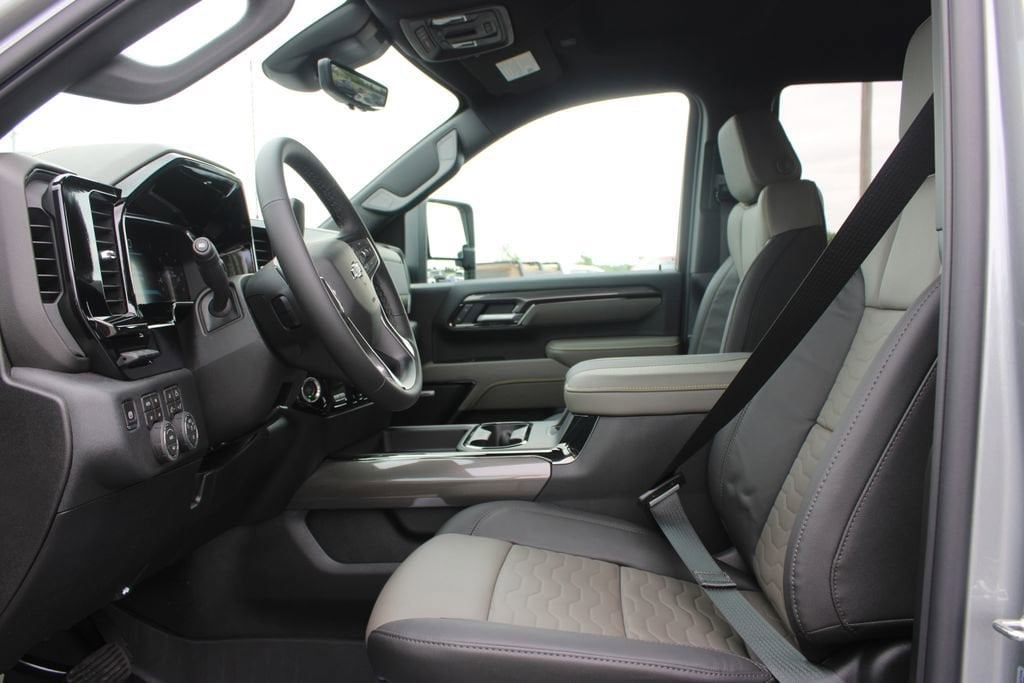 2026 Chevrolet Silverado 2500 HD ZR2 - Photo 26