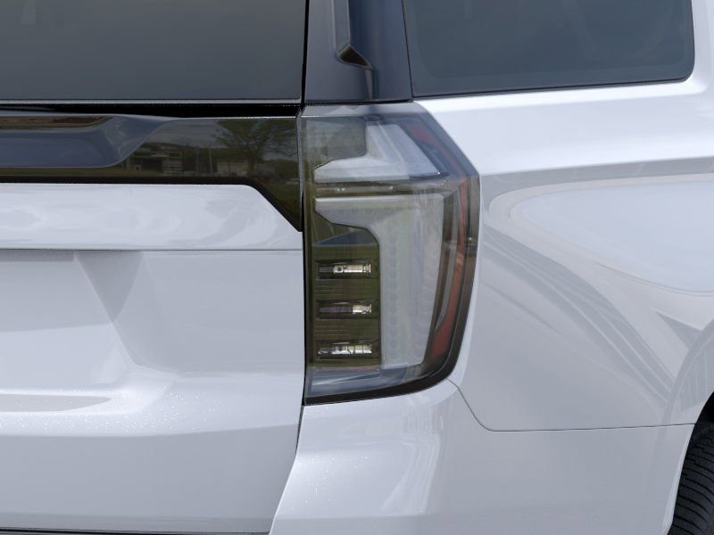 2026 Chevrolet Suburban High Country - Photo 13