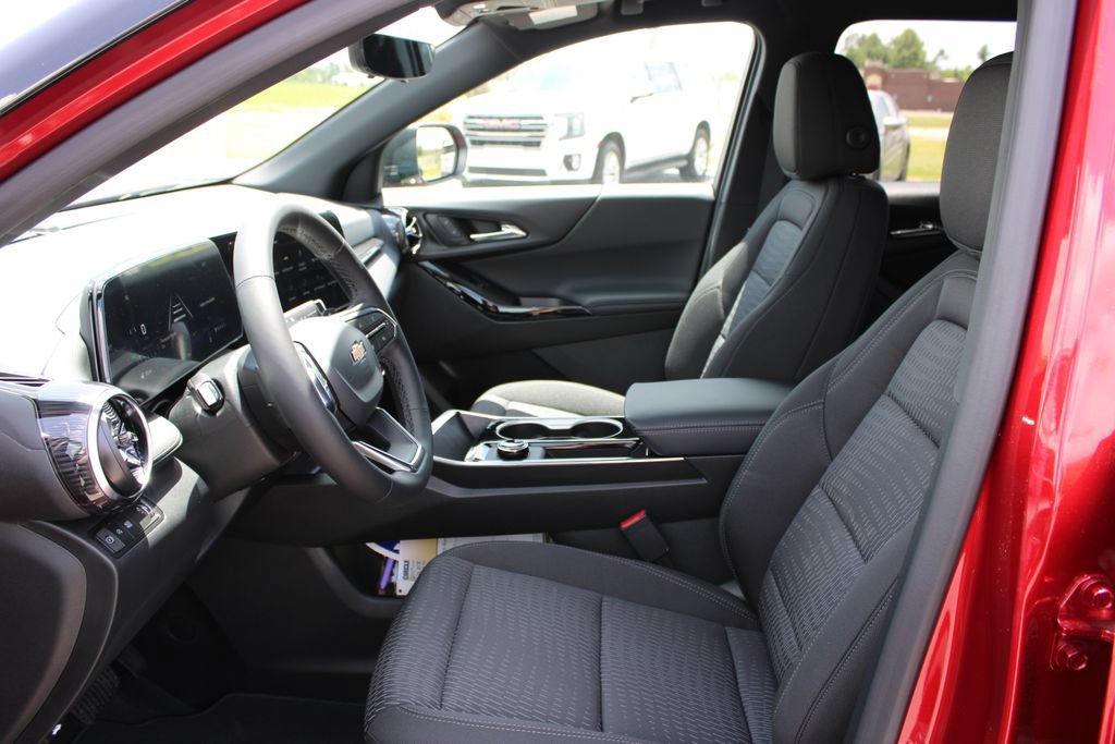 2027 Chevrolet Equinox LT - Photo 16