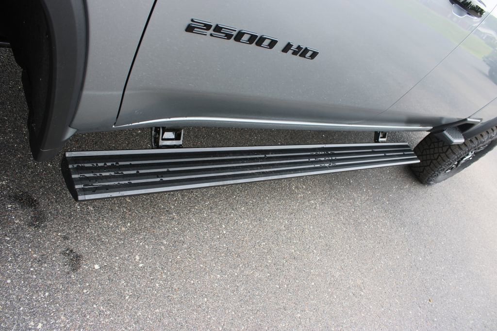 2026 Chevrolet Silverado 2500 HD ZR2 - Photo 23