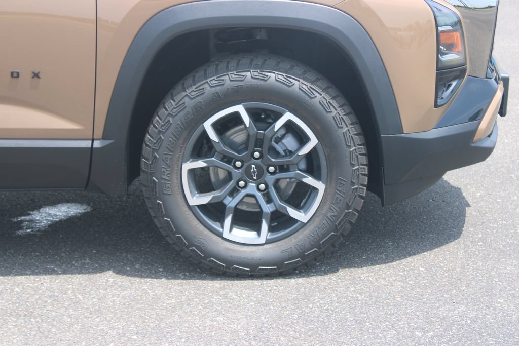 2027 Chevrolet Equinox ACTIV - Photo 12