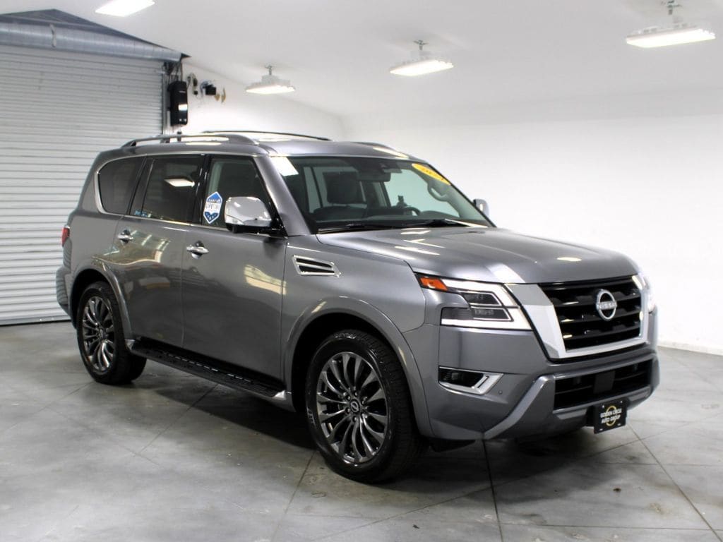Used 2024 Nissan Armada Platinum SUV