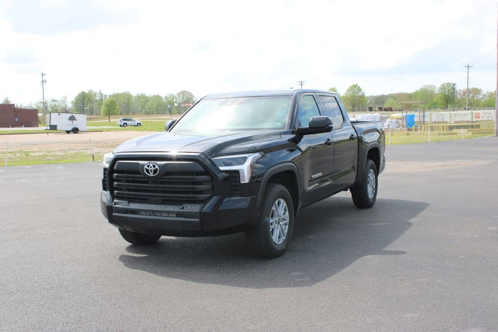 Used 2023 Toyota Tundra 4WD SR5