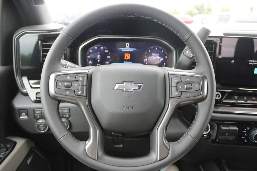 2026 Chevrolet Silverado 2500 HD ZR2 - Photo 38