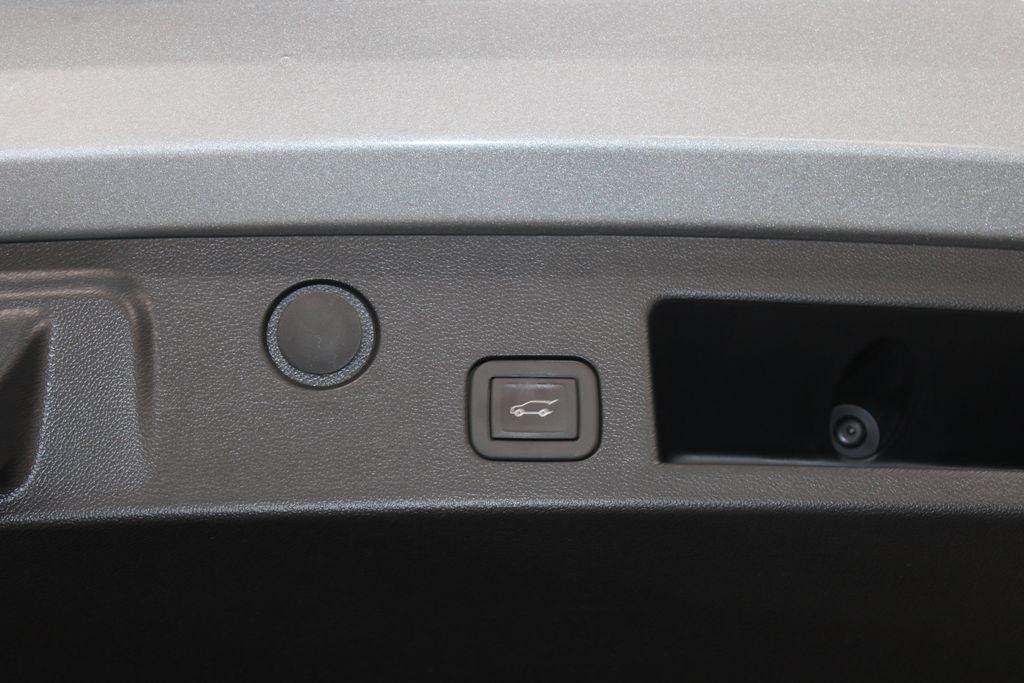 2025 Chevrolet Equinox LT - Photo 33