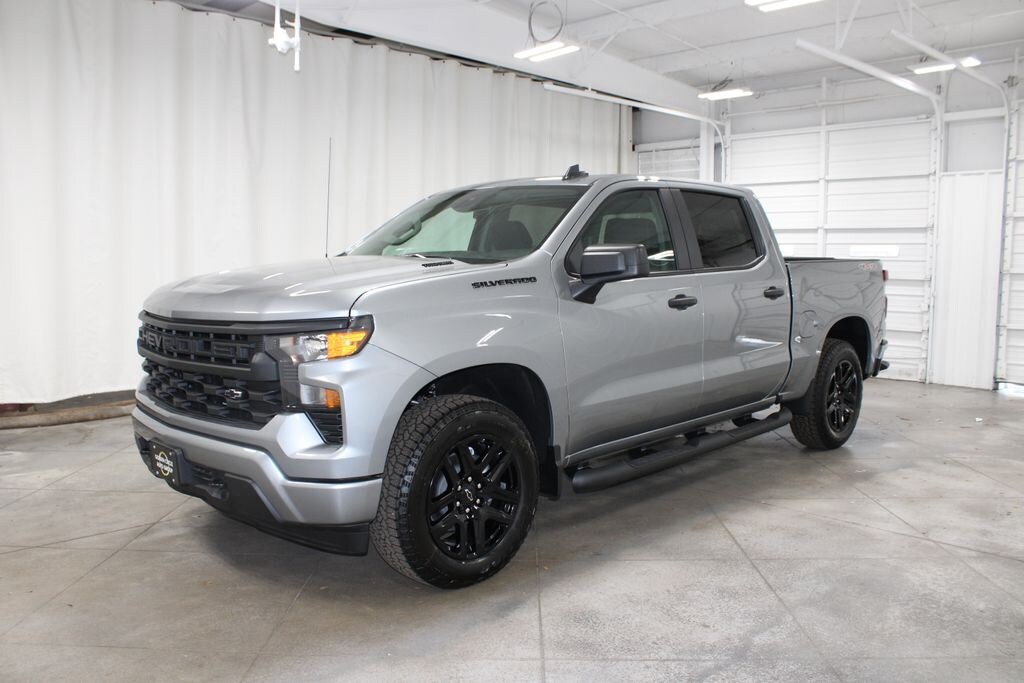 New 2026 Chevrolet Silverado 1500 Custom Truck
