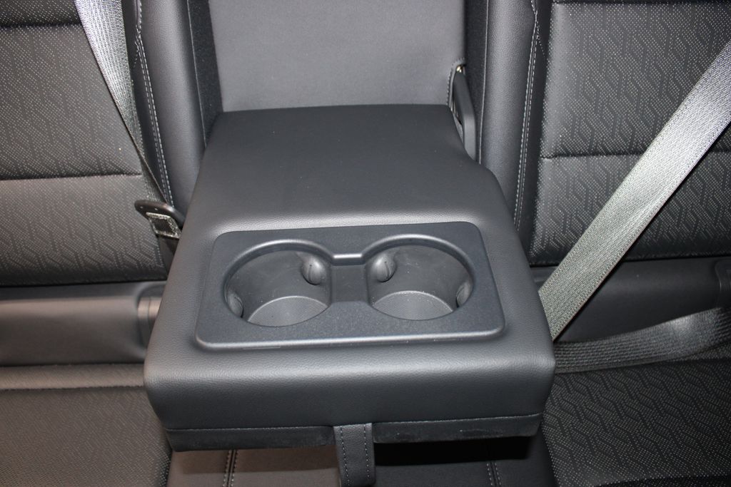 2025 Chevrolet Equinox LT - Photo 31