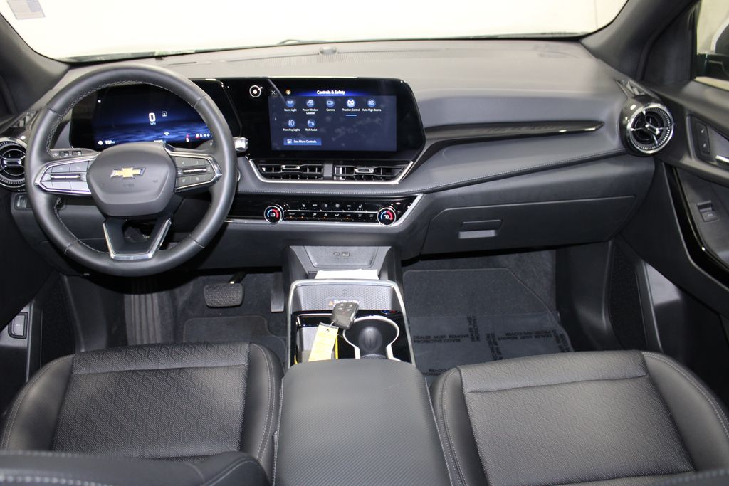 2025 Chevrolet Equinox LT - Photo 26