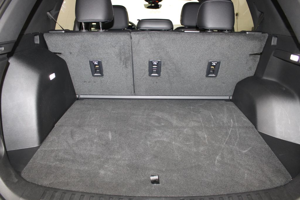 2025 Chevrolet Equinox LT - Photo 32