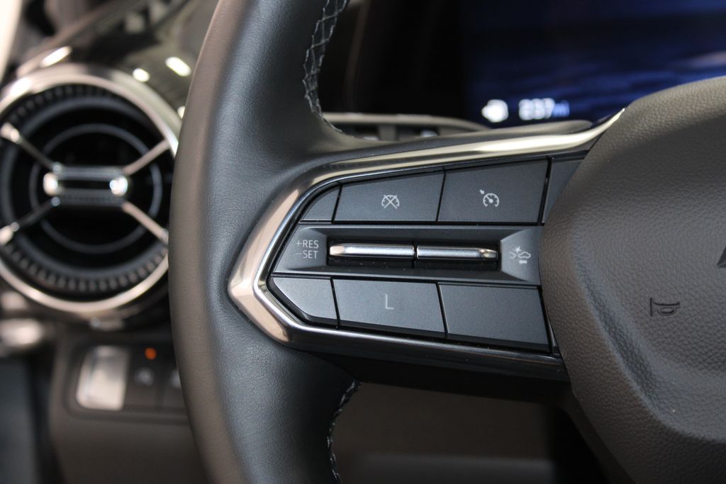 2025 Chevrolet Equinox LT - Photo 35