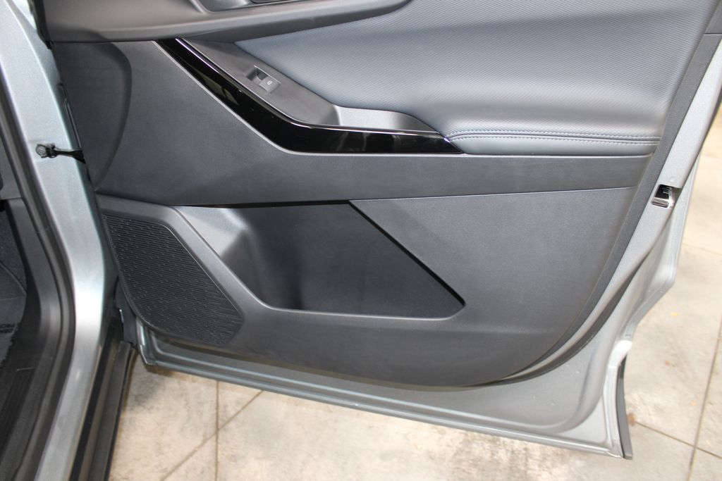 2025 Chevrolet Equinox LT - Photo 22