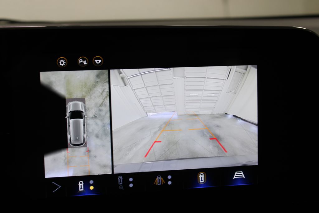 2025 Chevrolet Equinox LT - Photo 47