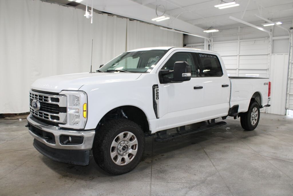 Used 2024 Ford F-250SD XLT Truck