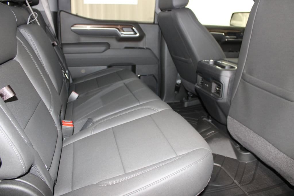 2026 Chevrolet Silverado 1500 RST - Photo 37