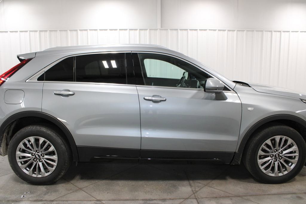 2024 Cadillac XT4 Premium Luxury - Photo 10