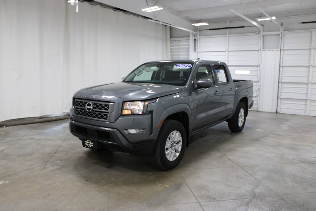 Used 2023 Nissan Frontier SV