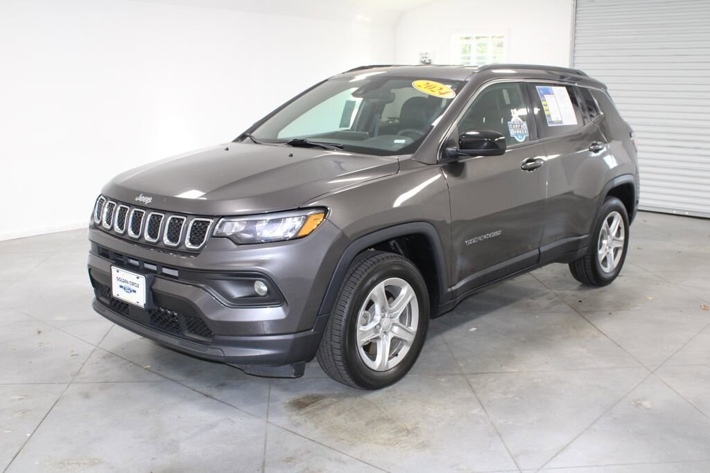 Used 2024 Jeep Compass Latitude