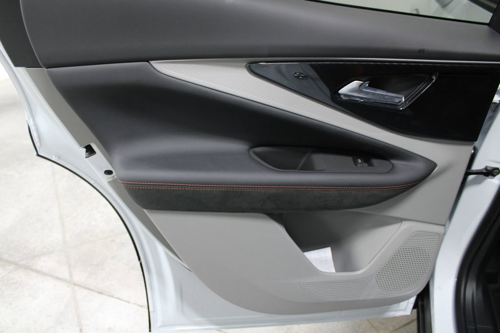 2026 Chevrolet Blazer EV SS - Photo 19