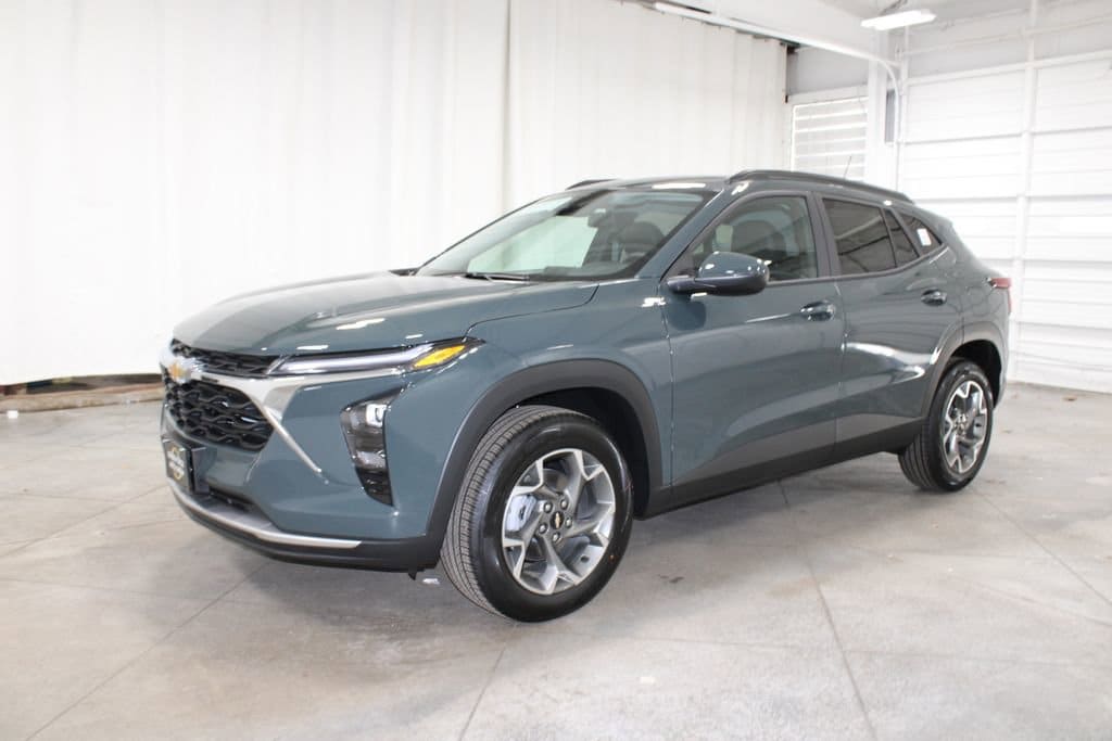 New 2026 Chevrolet Trax LT SUV