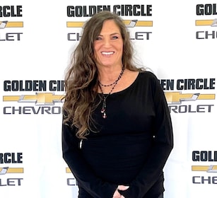 Staff member Karen Dunn from 0704dd179300