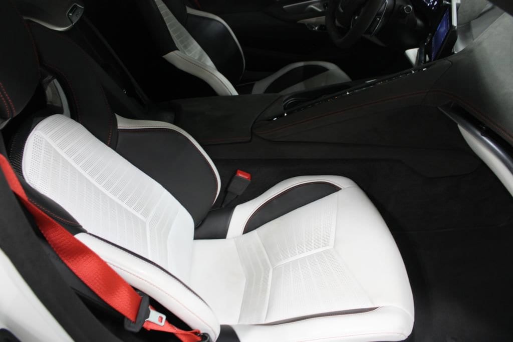 2023 Chevrolet Corvette 3LT - Photo 19