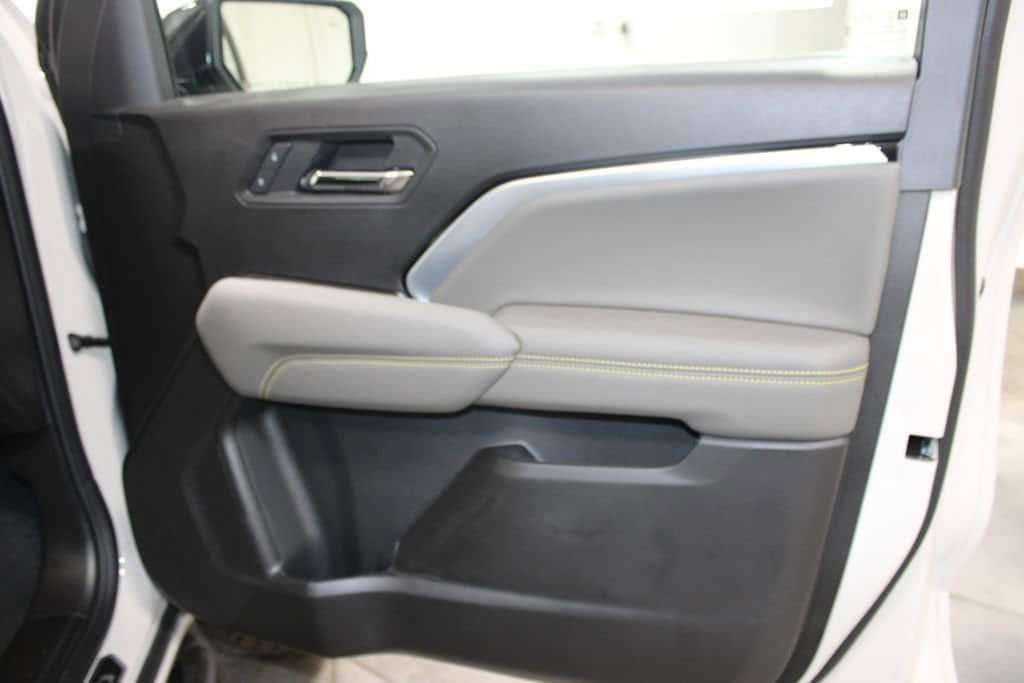 2026 Chevrolet Colorado ZR2 - Photo 35