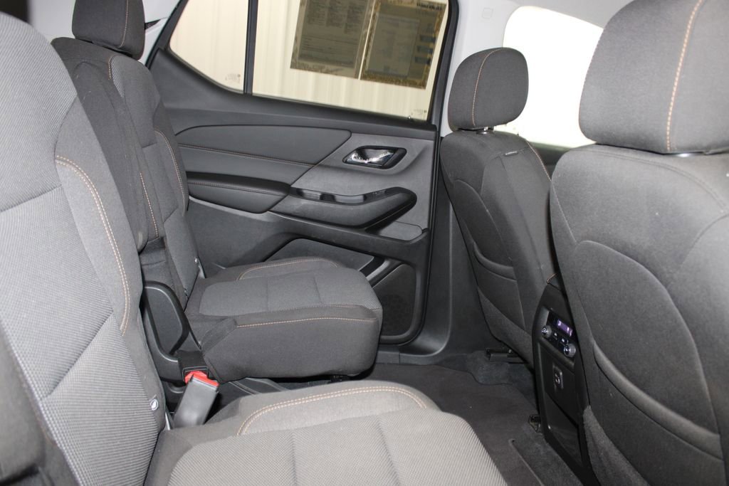 2021 Chevrolet Traverse 1LT - Photo 23