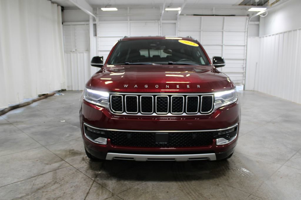 2023 Jeep Wagoneer L Series II photo 2