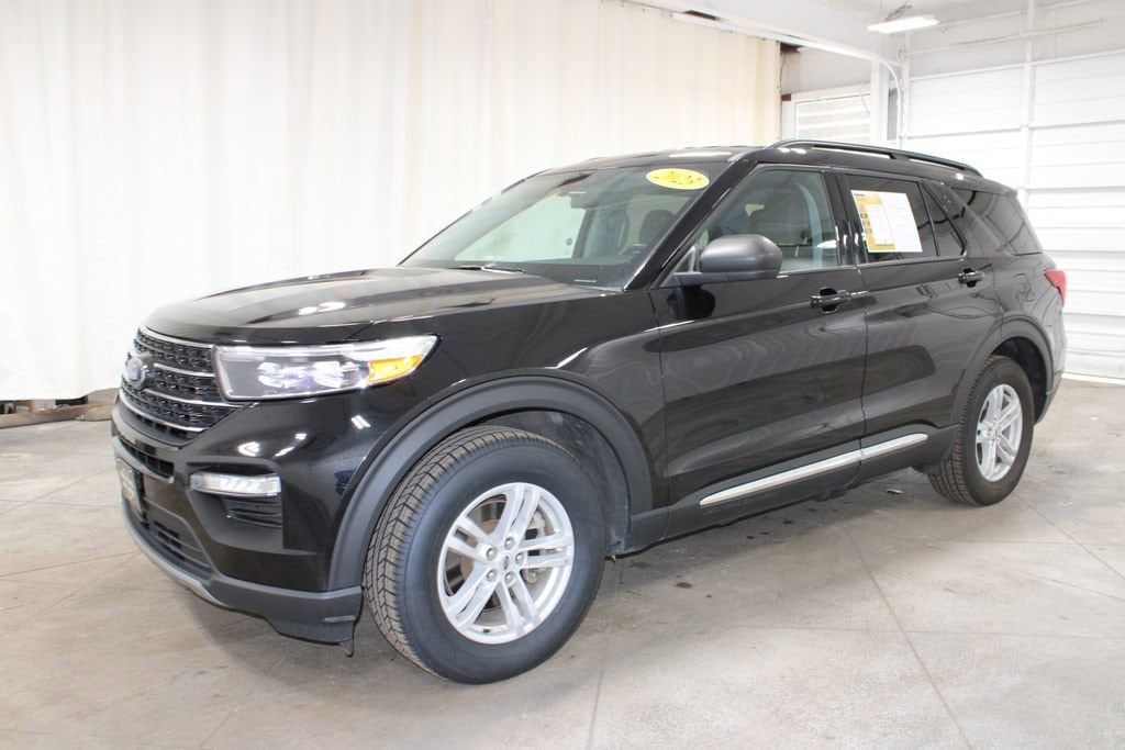 Used 2023 Ford Explorer XLT
