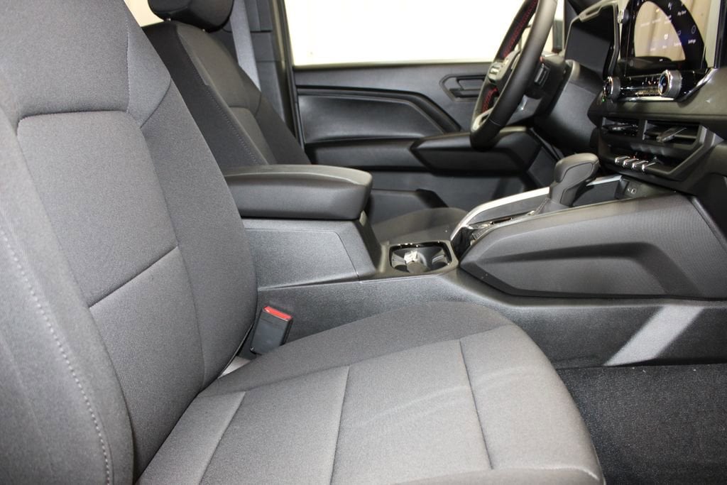 2025 Chevrolet Colorado Work Truck - Photo 26