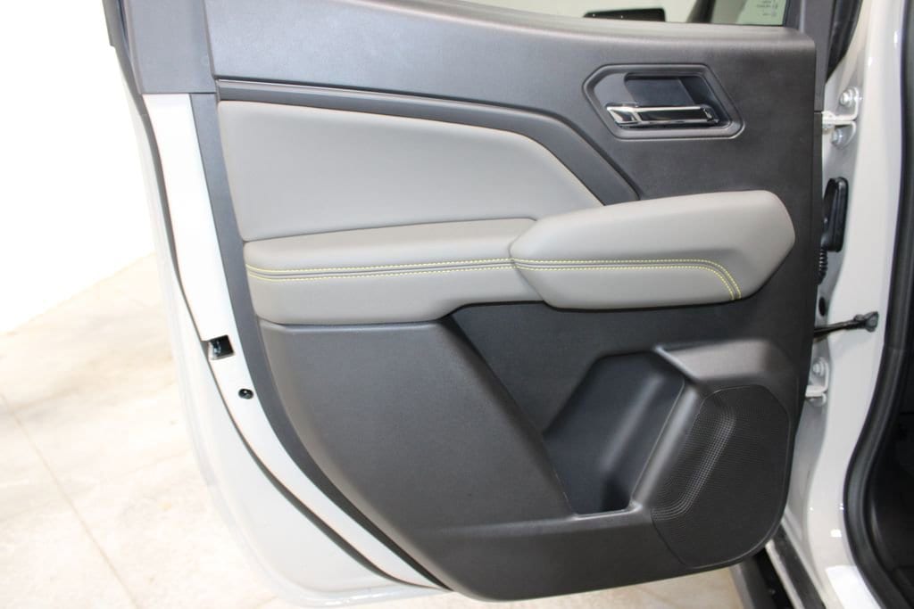 2026 Chevrolet Colorado ZR2 - Photo 32
