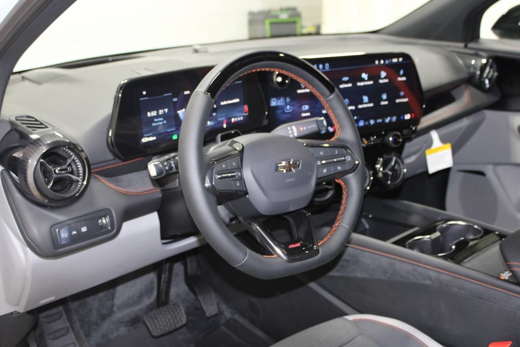 2026 Chevrolet Blazer EV SS - Photo 14