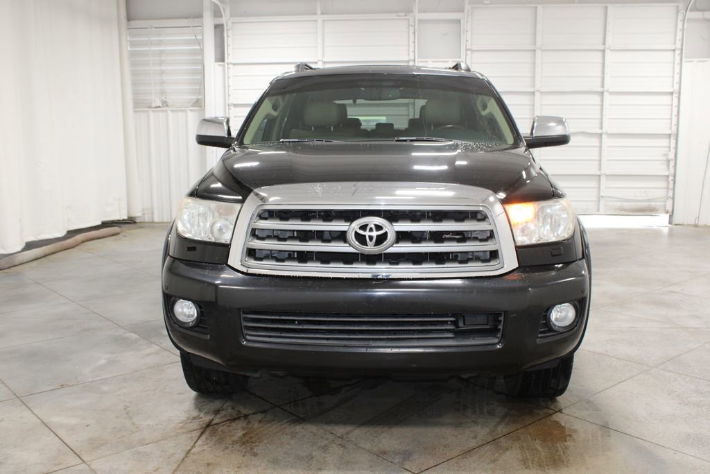 2012 Toyota Sequoia Platinum photo 2